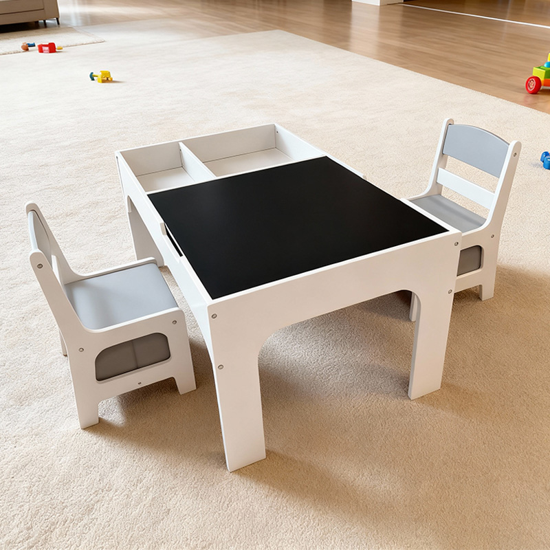 Set Moderno di Tavolo e Sedie  - Kids Outdoor Chair And Table recensione e prezzo