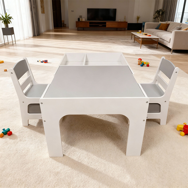 Set Moderno di Tavolo e Sedie  - Kids Outdoor Chair And Table recensione e prezzo