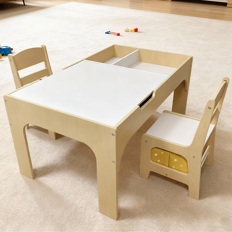 Set Moderno di Tavolo e Sedie  - Kids Outdoor Chair And Table recensione e prezzo